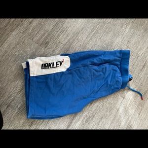 Men’s Oakley Shorts. Worn once.